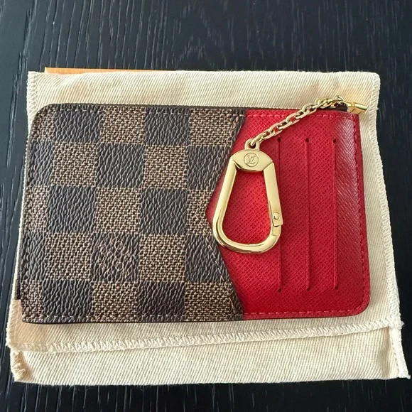 Louis Vuitton Brown Checkered Pouch - Picture 2 of 7